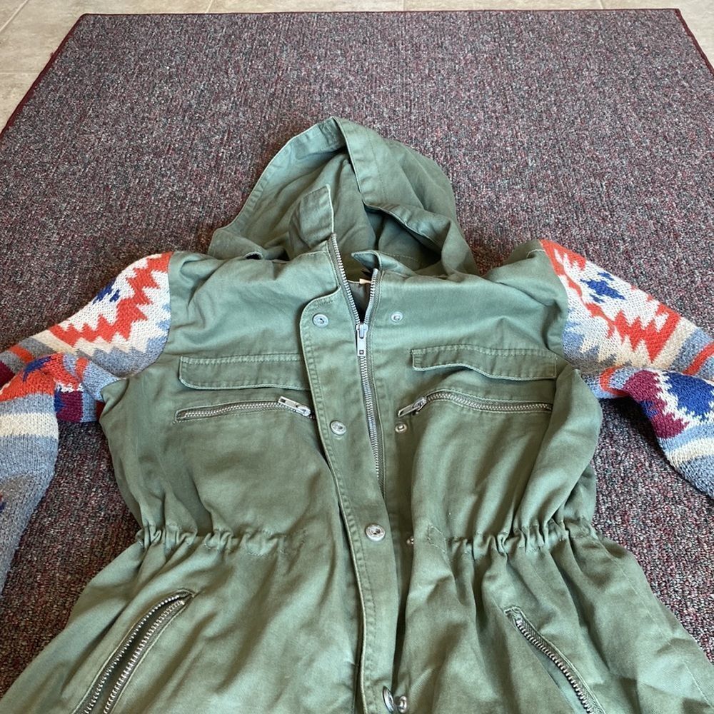 Thread & Supply Green Jacket Small - image 5